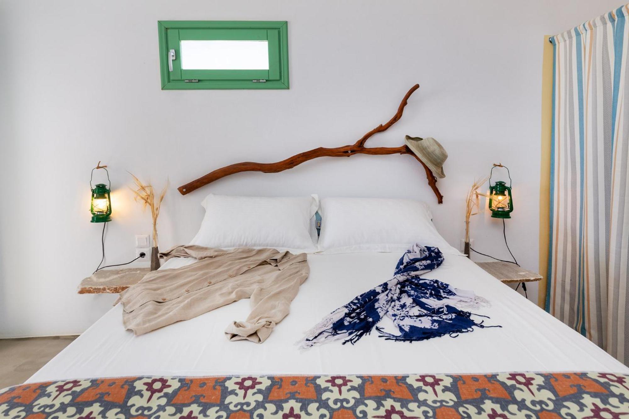Schoinoussa Ailouros Scenic Guest Houses מראה חיצוני תמונה